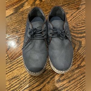 Steve Madden boys shoes